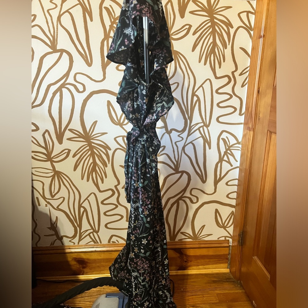 Max Studio Dress - Picture 2 of 3